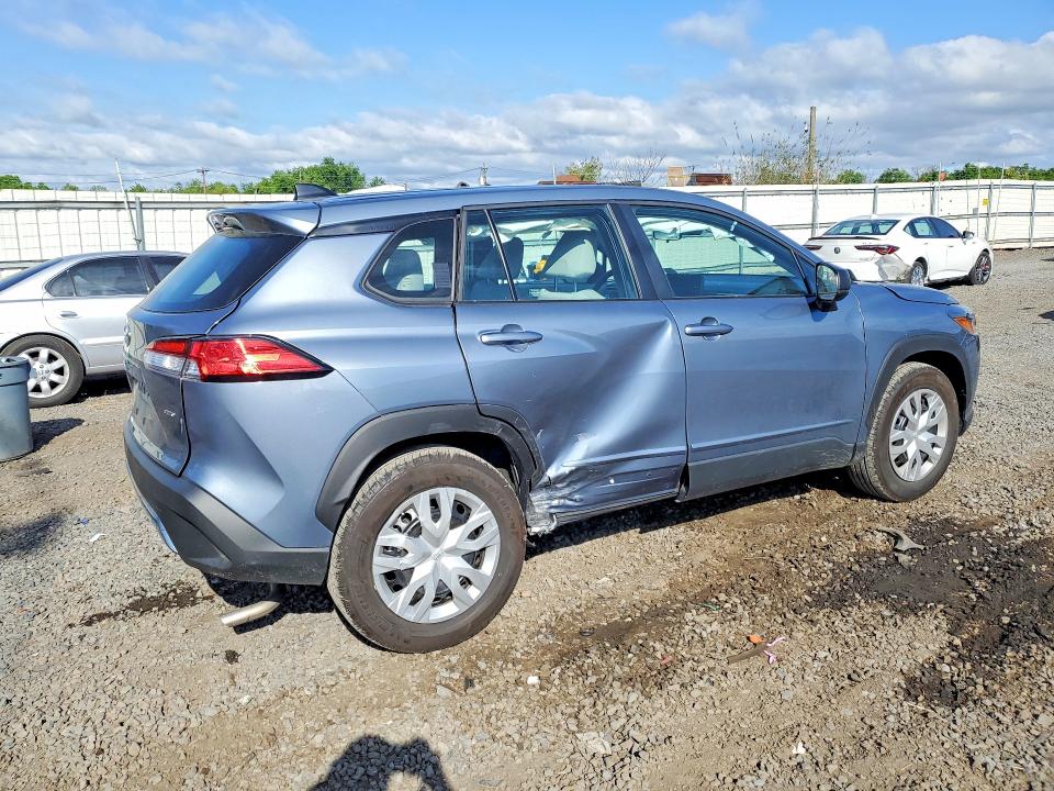 2023 Toyota Corolla cross VIN 7MUAAABG5PV055803 COPART salvage auction — SIDE, Nj - Cert Of Title-Salvage, sold $6,200 on 2026-07-28 (photo 3)