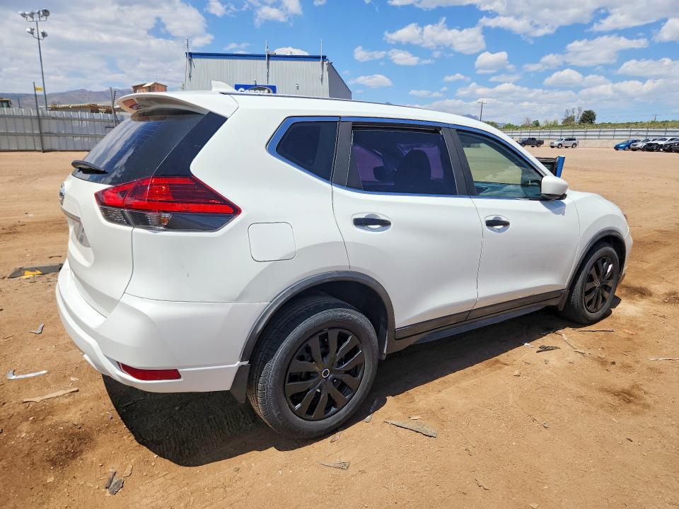 2017 Nissan VIN KNMAT2MT6HP608233 COPART salvage auction — SIDE, Salvage Title, sold $1,250 on 2026-07-29 (photo 3)