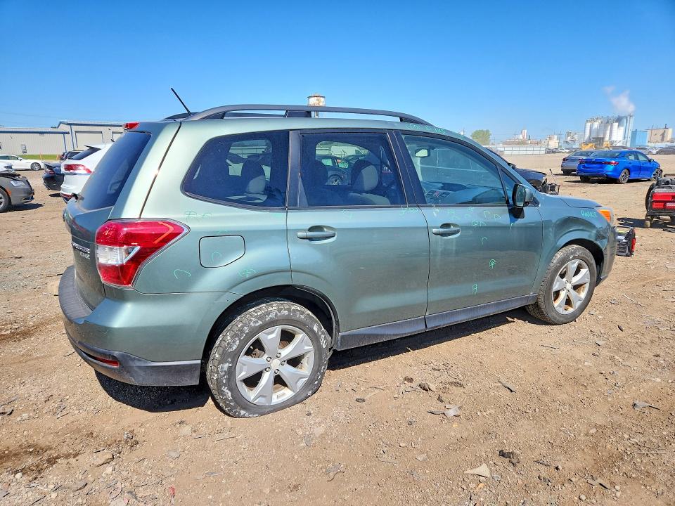 2015 Subaru Forester VIN JF2SJADC6FH823379 COPART salvage auction — HAIL, Il - Certificate Of Title, sold $425 on 2026-07-22 (photo 3)