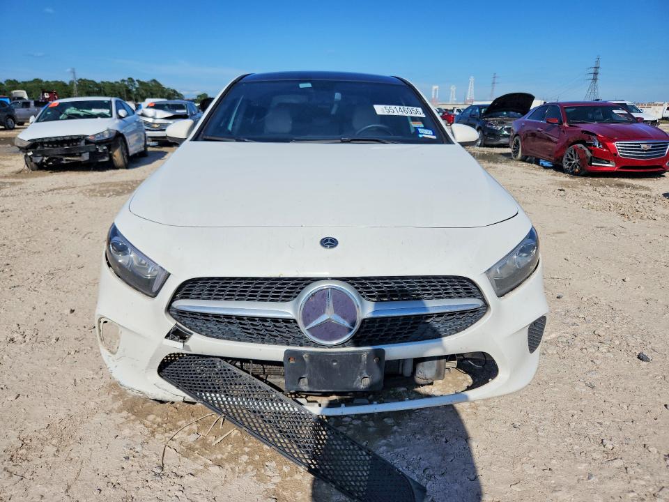 2020 Mercedes-benz A-klasse VIN W1K3G4EB7LJ235302 COPART salvage auction — FRONT END, TX - SALVAGE VEHICLE TITLE, sold $3,950 on 2026-07-31 (photo 5)