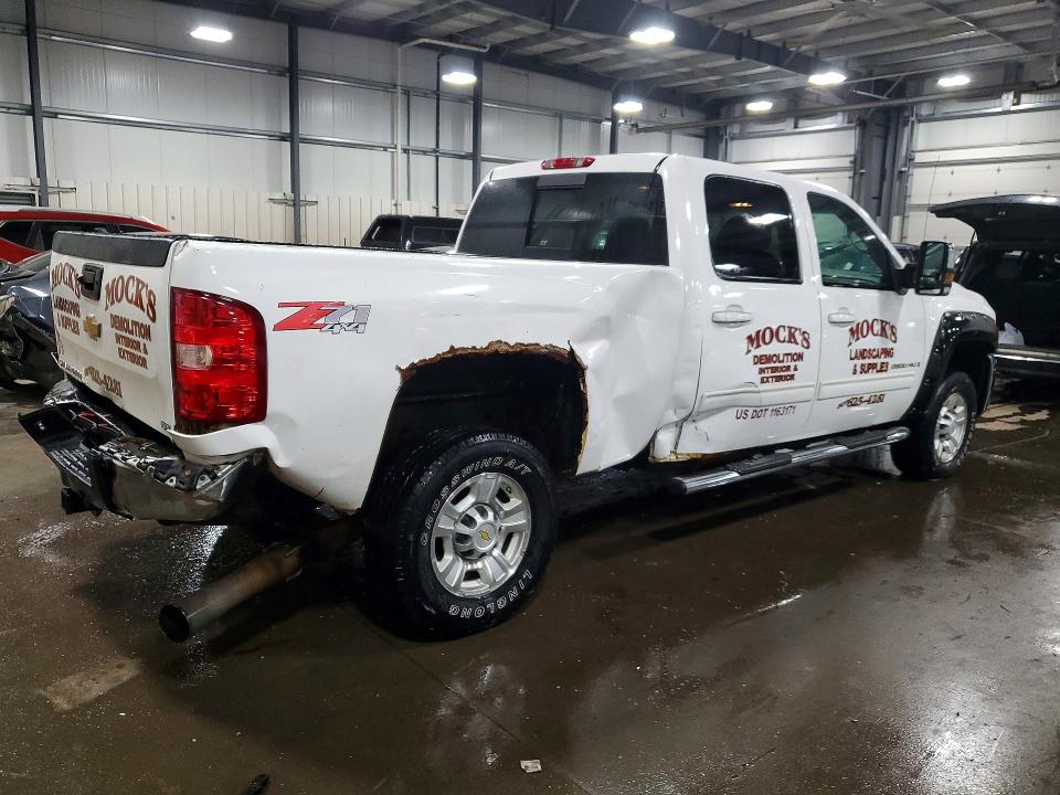 2009 Chevrolet Silverado 2500 VIN 1GCHK63699F113777 COPART salvage auction — SIDE, Mn - Cert Of Title-Salvage, sold $1,550 on 2026-07-09 (photo 3)