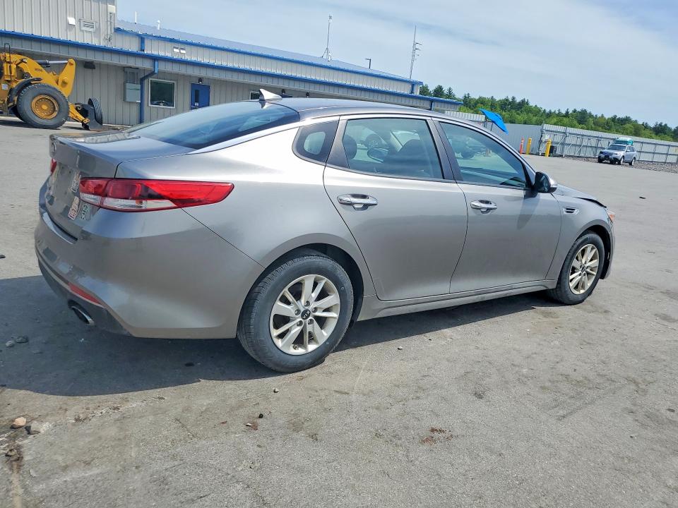 2017 Kia Optima VIN 5XXGT4L37HG156596 COPART salvage auction — FRONT END, Me - Cert Of Title-Salvage Collisio, sold $400 on 2026-07-17 (photo 3)