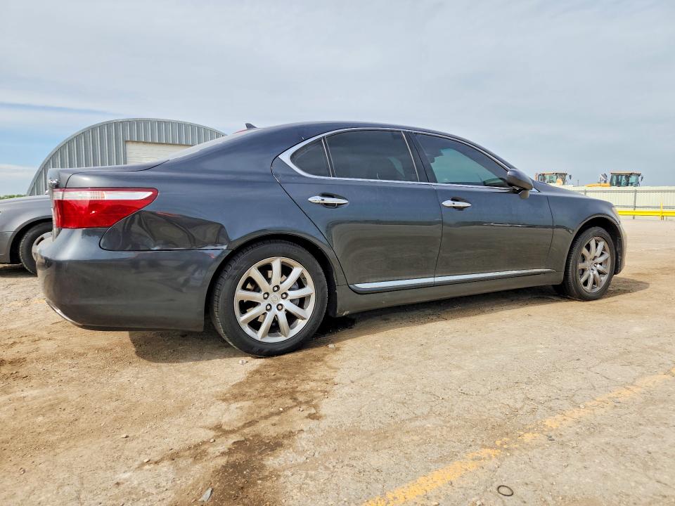 2008 Lexus Ls 460 VIN JTHBL46F585076104 COPART salvage auction — HAIL, KS - CERT OF TITLE-SALVAGE, sold $1,650 on 2026-07-08 (photo 3)