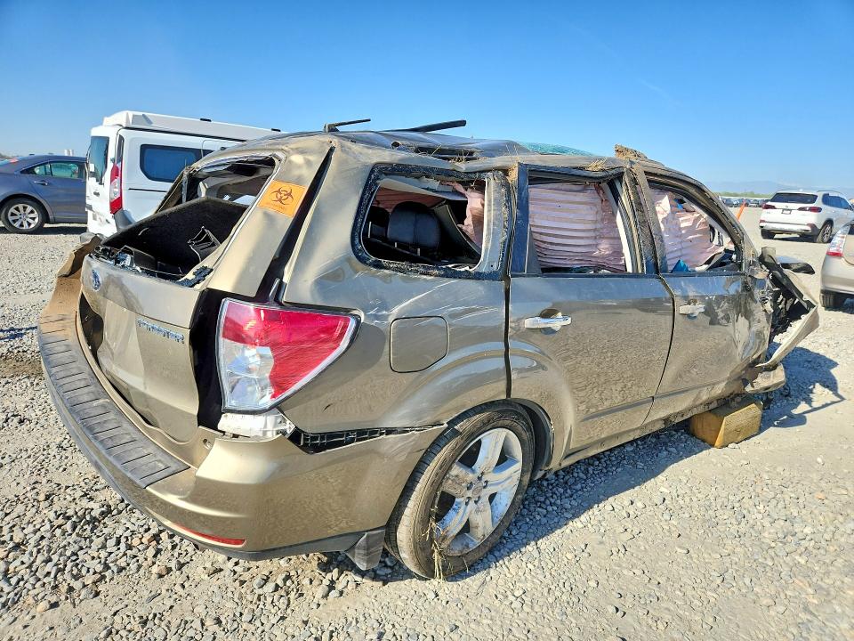 2009 Subaru Forester VIN JF2SH64659H713625 COPART salvage auction — ROLLOVER, Co - Salvage Title, sold $375 on 2026-07-07 (photo 3)