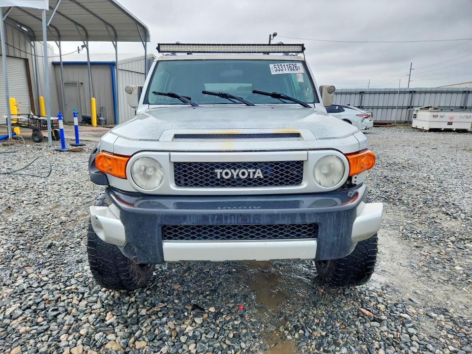 2008 Toyota Fj cruiser VIN JTEBU11F38K023418 COPART salvage auction — FRONT END, Ga - Certificate Of Title (P), sold $6,200 on 2026-07-28 (photo 5)