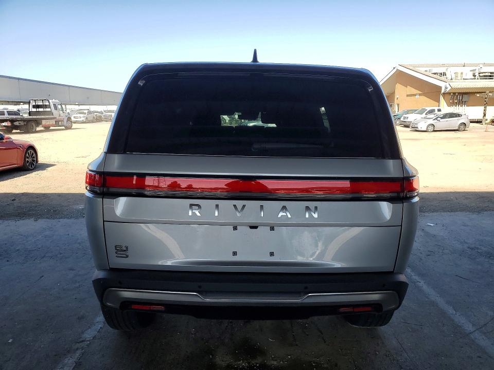 2024 Rivian R1s VIN 7PDSGCBA3RN035670 COPART salvage auction — FRONT END, CA - SALVAGE CERTIFICATE, sold $18,900 on 2026-07-14 (photo 6)