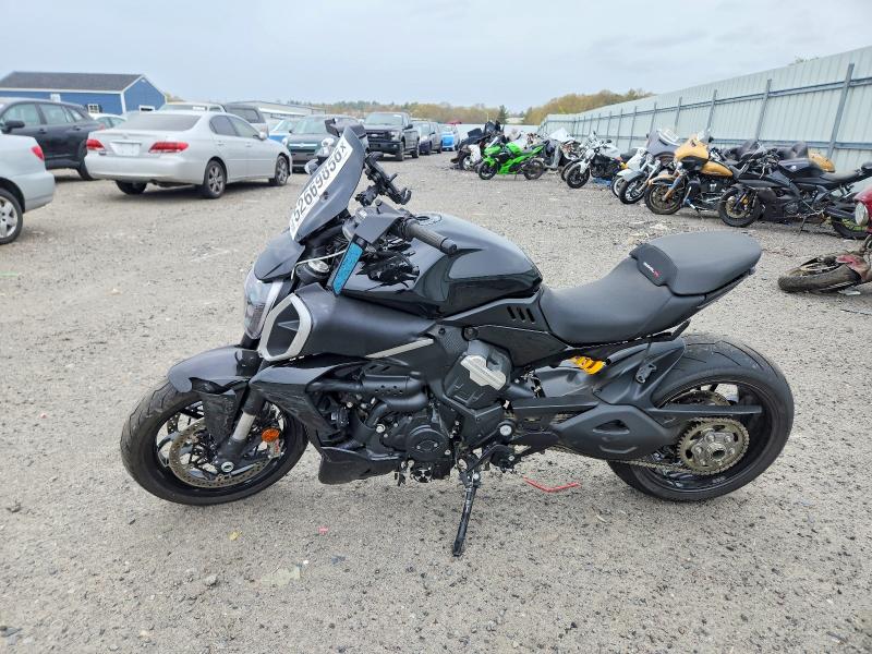 2023 Ducati Diavel VIN ZDMGAR1W1PB000563 COPART salvage auction — SIDE, Ma - Cert Of Title-Salvage, sold $4,950 on 2026-08-05 (photo 3)