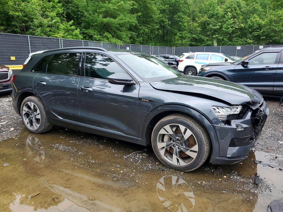 2021 Audi E-tron VIN WA1AAAGE5MB010701 COPART salvage auction — FRONT END, Md - Cert Of Salvage > 75% Damage, sold $13,000 on 2026-08-14 (photo 4)