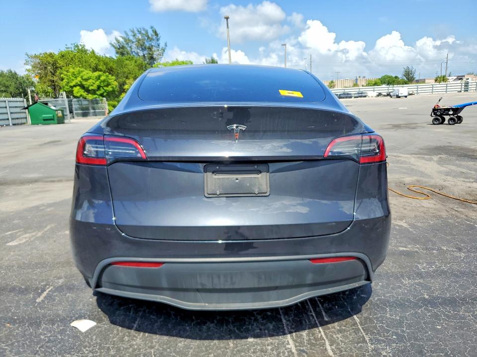 2024 Tesla VIN 7SAYGDED4RF038592 COPART salvage auction — FRONT END, Salvage Title, sold $200 on 2026-07-27 (photo 6)