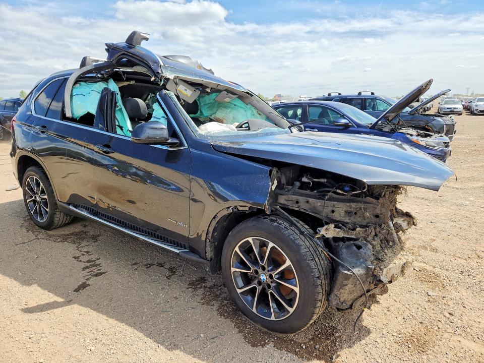 2015 BMW X5 VIN 5UXKS4C5XF0N11191 COPART salvage auction — ROLLOVER, Il - Junking Cert Of A Vehicle, sold $225 on 2026-07-28 (photo 4)
