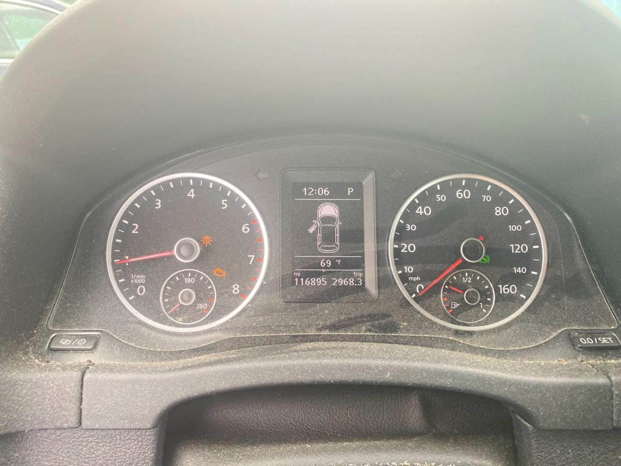 2013 Volkswagen Tiguan VIN WVGBV3AXXDW582615 COPART salvage auction — Normal Wear, MD - CERTIFICATE OF TITLE (P), sold $425 on 2026-07-01 (photo 8)