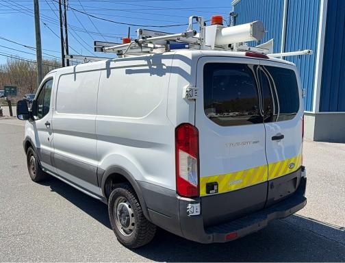 2016 Ford Transit VIN 1FTYR1ZG0GKB56732 COPART salvage auction — NORMAL WEAR, Md - Certificate Of Title (P), sold $2,050 on 2026-07-02 (photo 3)
