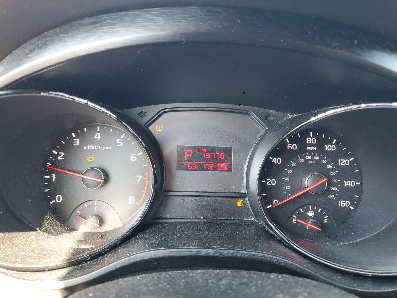 2017 Kia SEDONA VIN KNDMB5C1XH6217786 COPART salvage auction — FRONT END, Wv - Certificate Of Title, sold $850 on 2026-07-09 (photo 9)