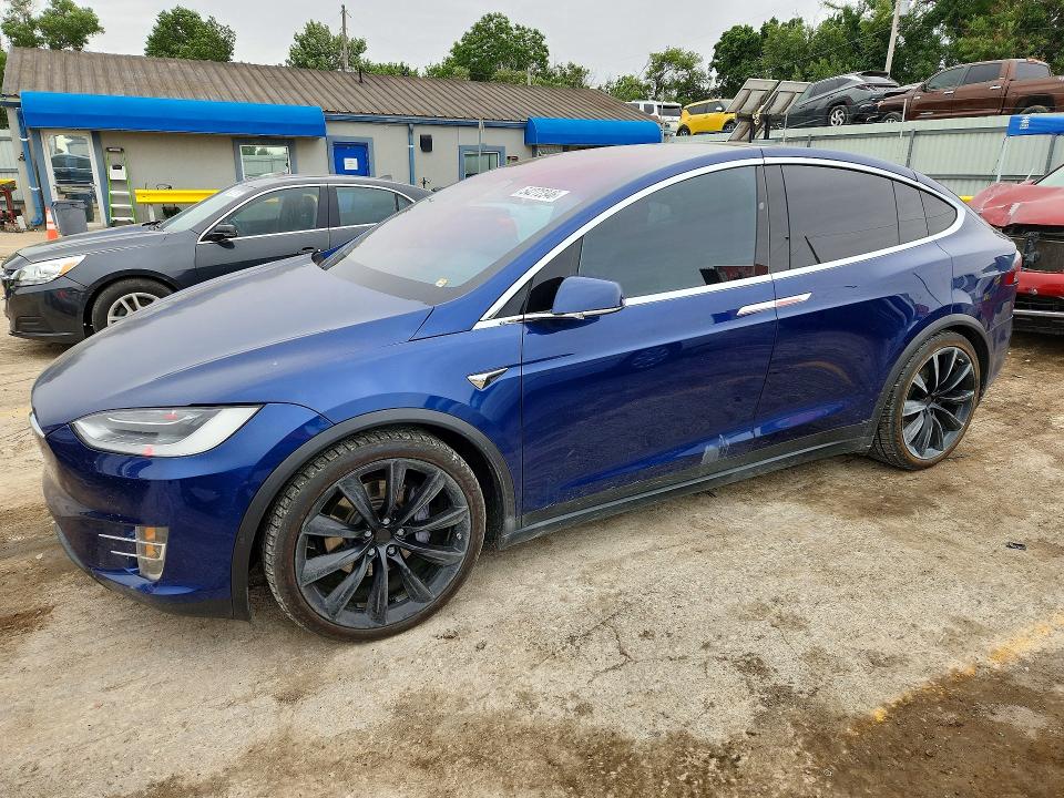2019 Tesla Model x VIN 5YJXCAE28KF193055 — COPART salvage auction photo