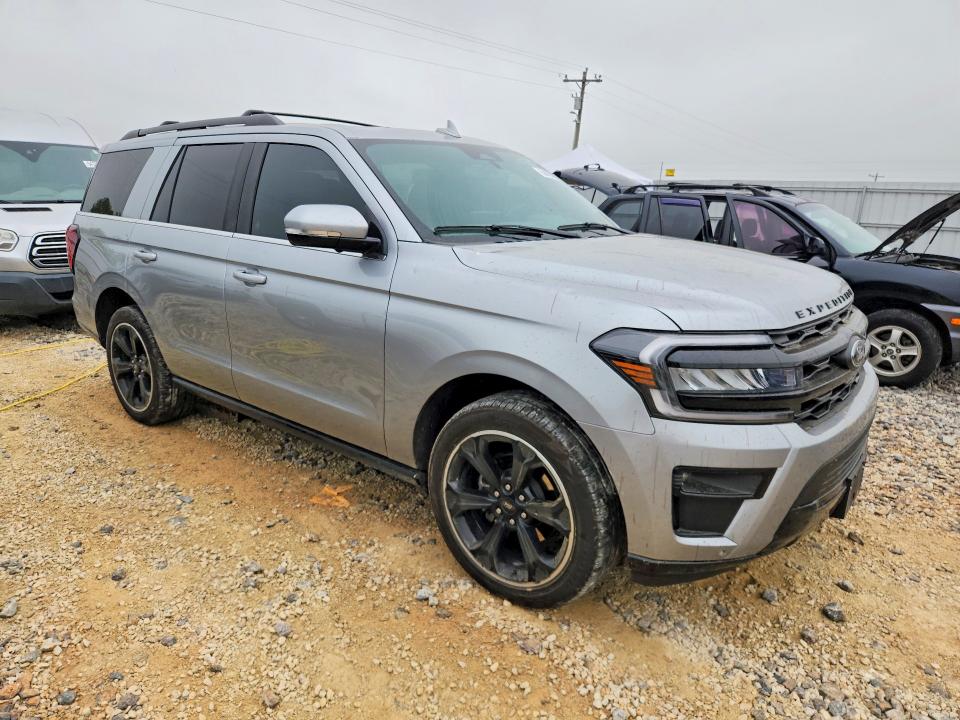 2024 Ford Expedition VIN 1FMJU2A83REA87946 COPART salvage auction — HAIL, Mo - Certificate Of Title, sold $9,300 on 2026-07-29 (photo 4)