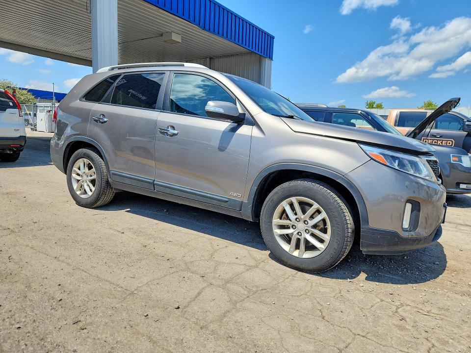 2015 Kia Sorento VIN 5XYKTDA65FG617214 COPART salvage auction — FRONT END, In - Certificate Of Title, sold $1,000 on 2026-07-13 (photo 4)