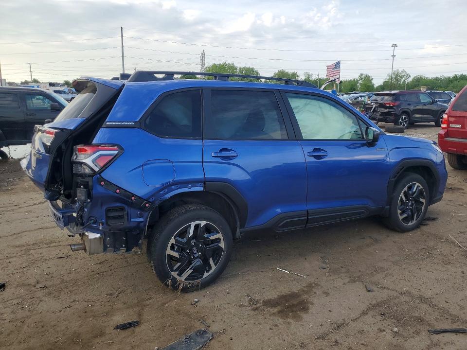 2025 Subaru Forester VIN JF2SLSED3SH450853 COPART salvage auction — REAR END, MI - CERT OF TITLE-SALVAGE VEHICLE, sold $500 on 2026-07-24 (photo 3)