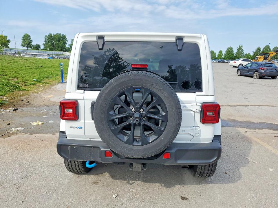 2023 Jeep Wrangler / VIN 1C4JJXP60PW515298 COPART salvage auction — MINOR DENT/SCRATCHES, Mo - Certificate Of Title, sold $22,000 on 2026-07-02 (photo 6)