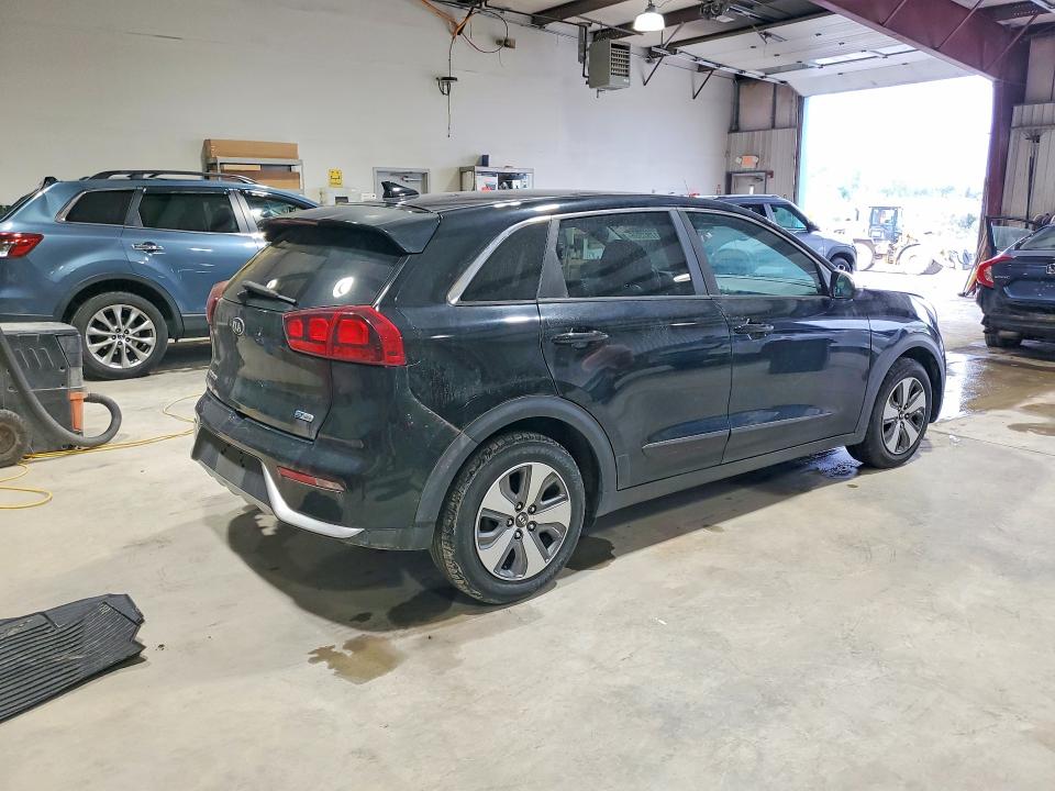 2018 Kia Niro VIN KNDCB3LC1J5118612 COPART salvage auction — SIDE, Wv - Certificate Of Title (P), sold $2,200 on 2026-07-27 (photo 3)