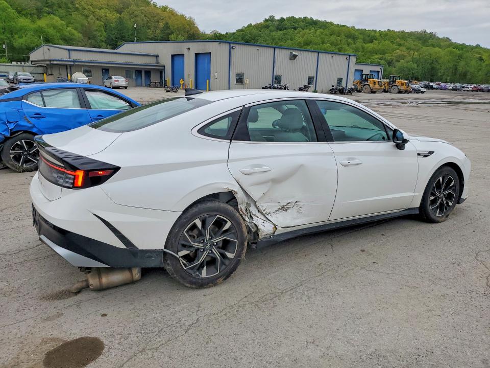 2024 Hyundai VIN KMHL64JA4RA377072 COPART salvage auction — SIDE, Oh - Cert Of Title-Salvage, sold $8,200 on 2026-07-23 (photo 3)