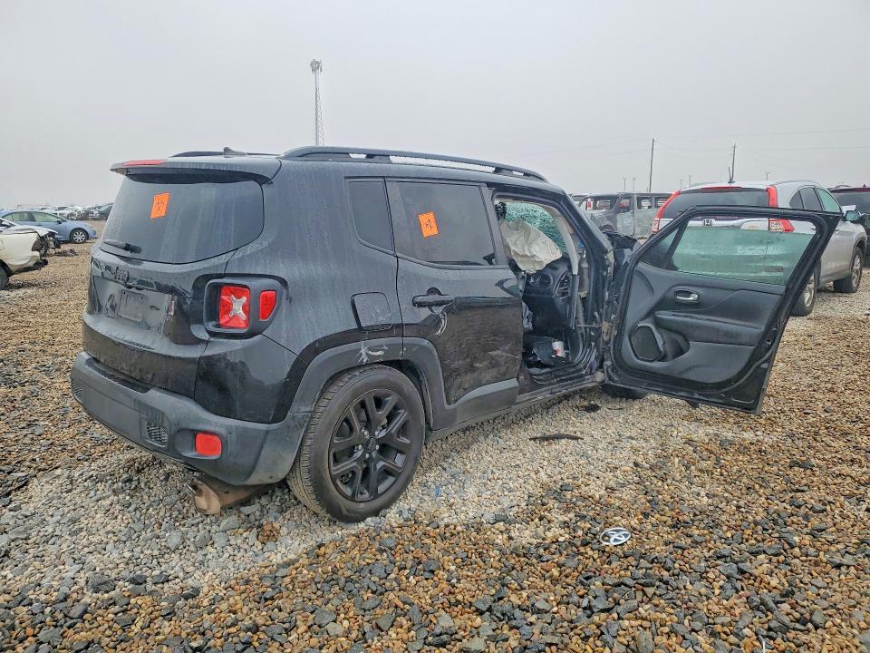 2017 Jeep Renegade VIN ZACCJABB3HPG49666 COPART salvage auction — FRONT END, Tx - Salvage Vehicle Title, sold $100 on 2026-07-28 (photo 3)