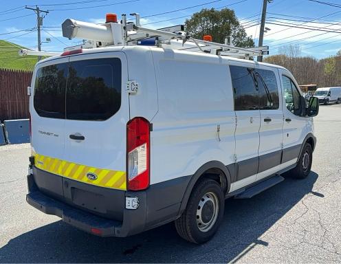 2016 Ford Transit VIN 1FTYR1ZG0GKB56732 COPART salvage auction — NORMAL WEAR, Md - Certificate Of Title (P), sold $2,050 on 2026-07-02 (photo 4)