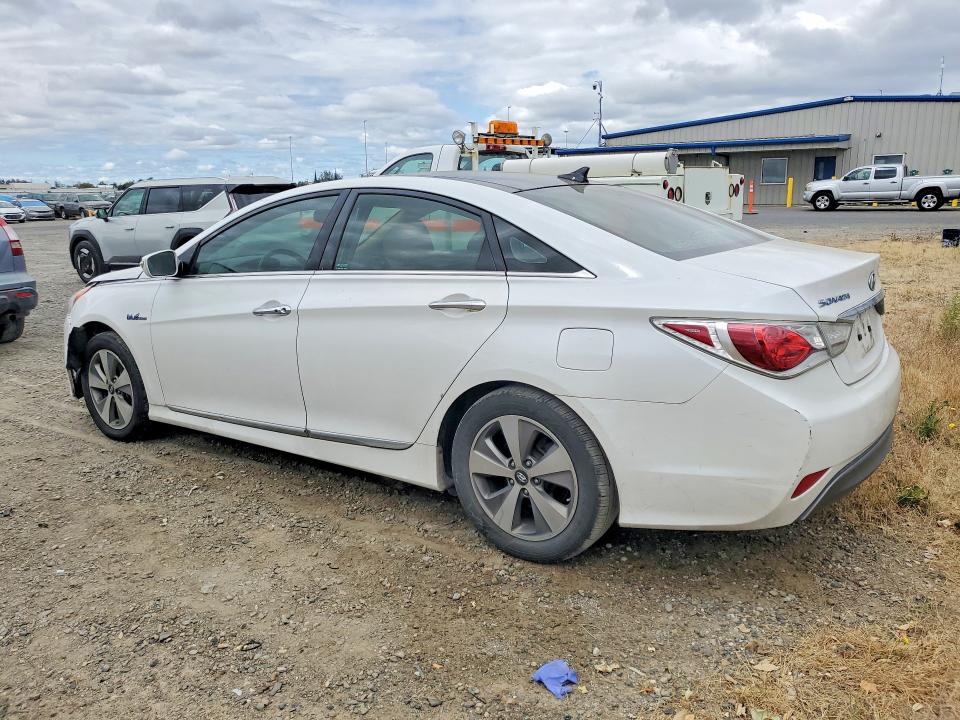2011 Hyundai Sonata hybrid VIN KMHEC4A4XBA013854 COPART salvage auction — FRONT END, CA - SALVAGE CERTIFICATE, sold $100 on 2026-07-28 (photo 2)