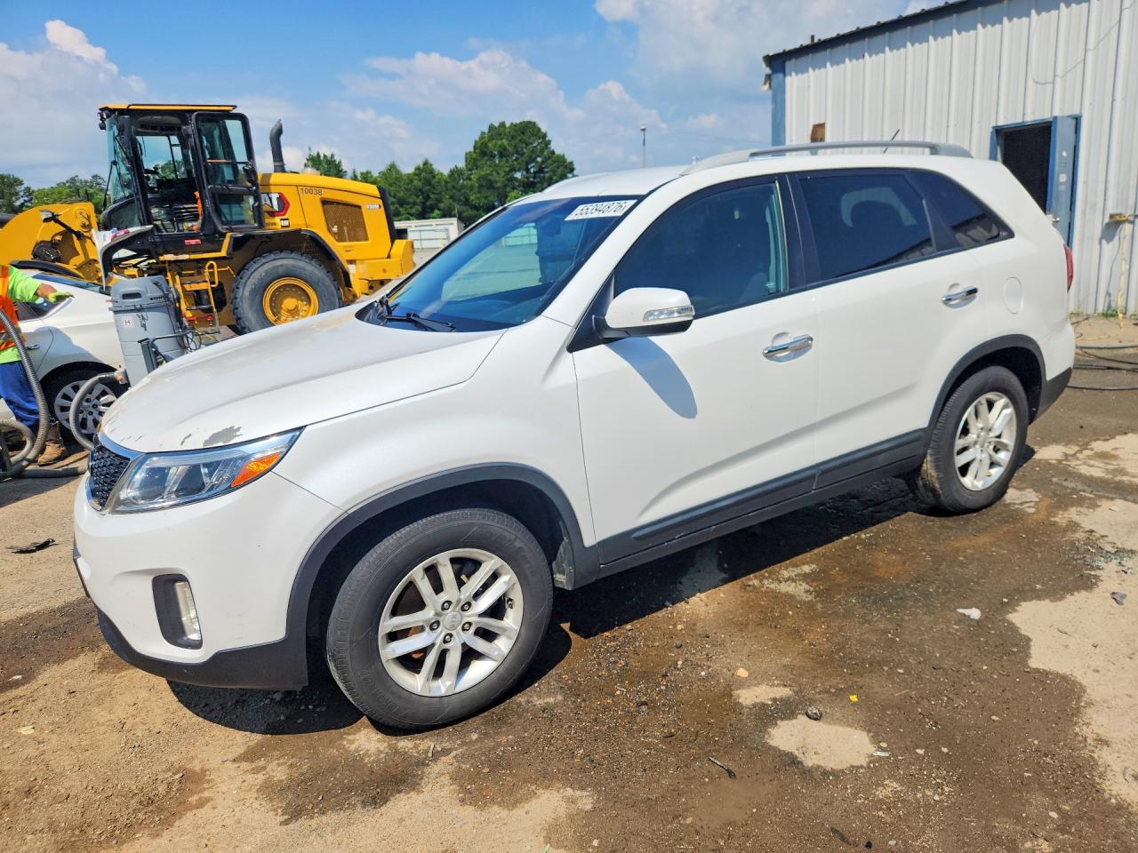 2015 Kia Sorento VIN 5XYKT4A74FG612868 COPART salvage auction — Minor Dent/Scratches, LA - CERT OF TITLE-SALVAGE, sold $2,050 on 2026-07-09 (photo 1)