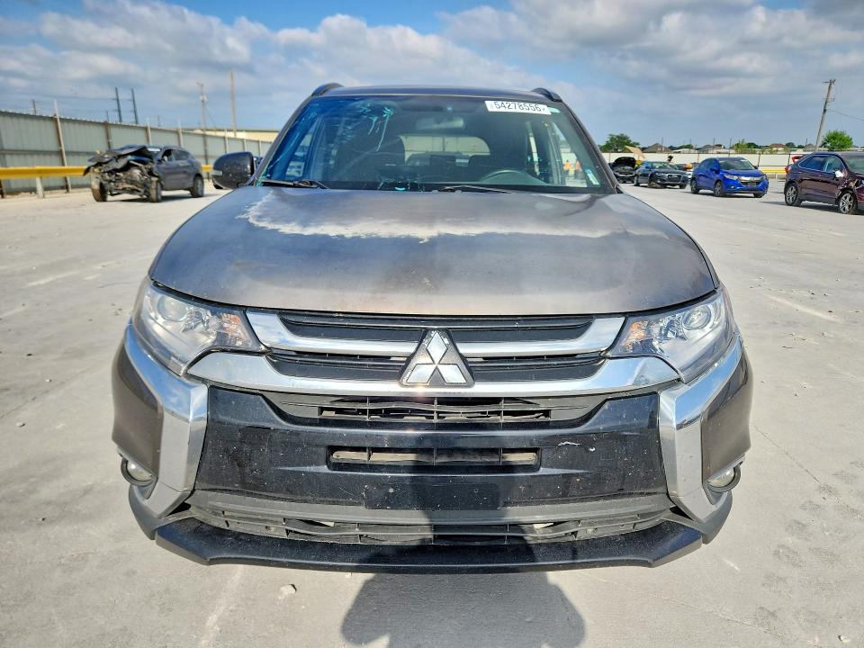 2018 Mitsubishi Outlander VIN JA4AD3A3XJZ064153 COPART salvage auction — SIDE, Tx - Salvage Vehicle Title, sold $2,800 on 2026-07-07 (photo 5)
