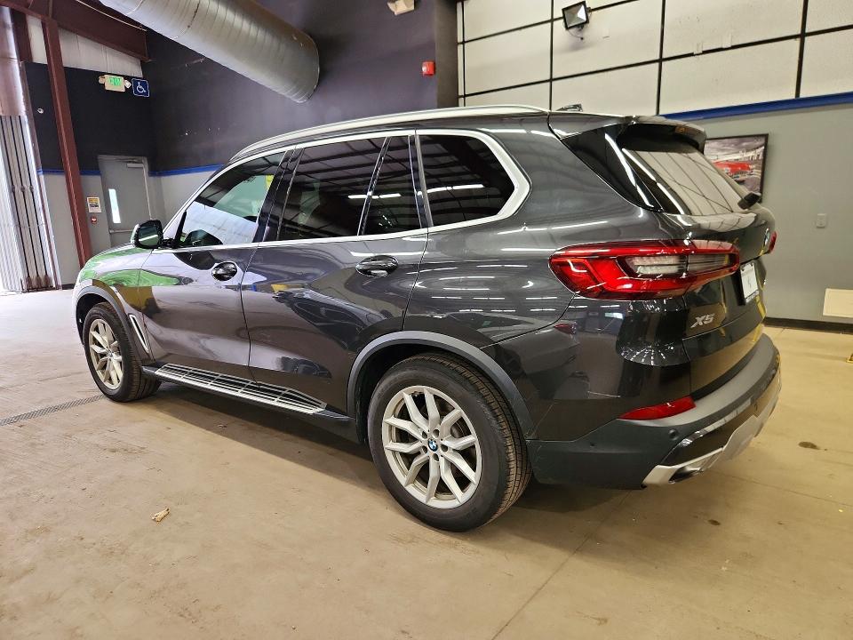 2020 BMW X5 VIN 5UXCR6C00L9B47020 COPART salvage auction — MINOR DENT/SCRATCHES, Ct - Certificate Of Title (P), sold $19,900 on 2026-07-30 (photo 2)