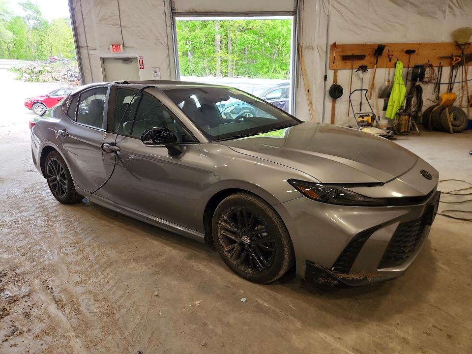 2025 Toyota Camry VIN 4T1DBADK0SU526455 COPART salvage auction — ROOF, Vt - Cert Of Title-Salvage Vehicle, sold $8,600 on 2026-07-06 (photo 4)