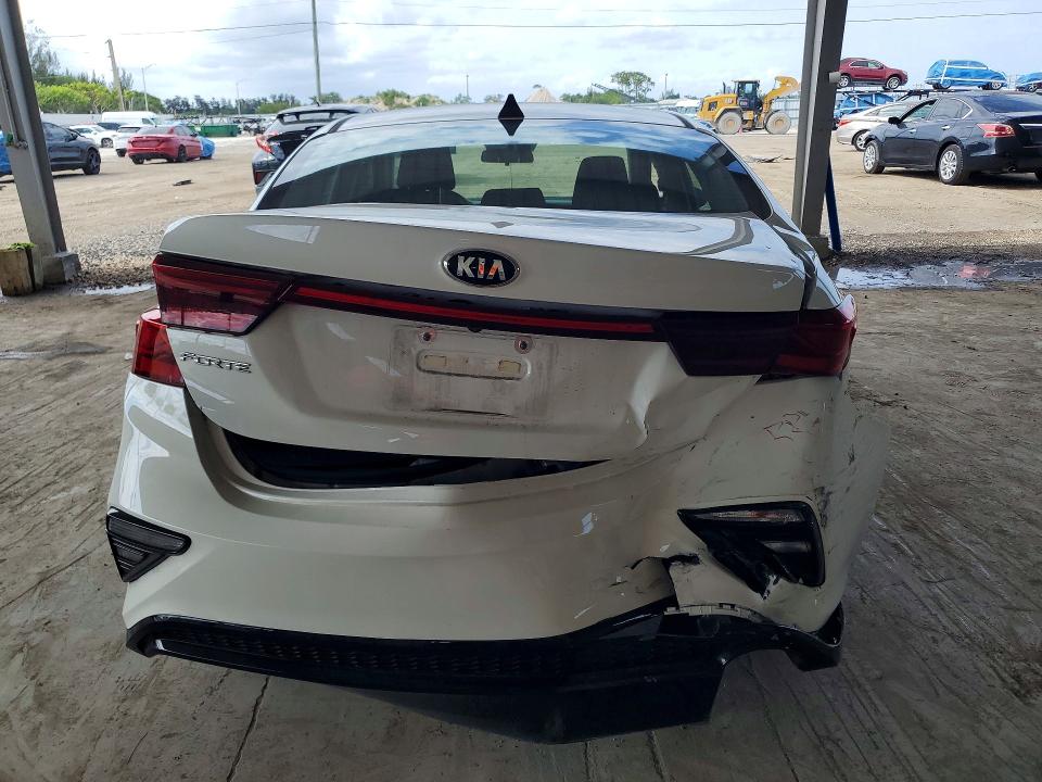 2019 Kia Forte VIN 3KPF24AD4KE022624 COPART salvage auction — REAR END, Fl - Cert Of Title Slvg Rebuildable, sold $2,650 on 2026-07-22 (photo 6)