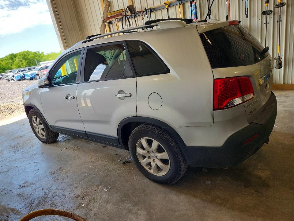 2013 Kia Sorento VIN 5XYKT3A65DG417103 COPART salvage auction — FRONT END, Mo - Salvage Certificate Of Title, sold $70 on 2026-07-21 (photo 2)