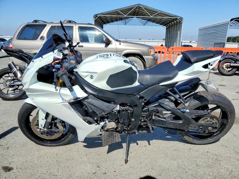 2023 Suzuki Gsx-r VIN JS1GR7MA6P7100714 COPART salvage auction — SIDE, Az - Cert Of Title - Salvage, sold $2,500 on 2026-07-16 (photo 3)