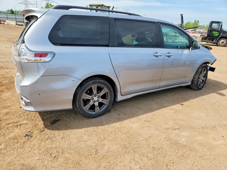 2017 Toyota Sienna VIN 5TDXZ3DC1HS792419 COPART salvage auction — REAR END, Il - Salvage Certificate, sold $2,050 on 2026-07-14 (photo 3)