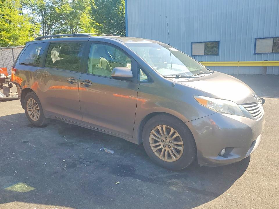 2012 Toyota Sienna VIN 5TDYK3DC3CS275687 COPART salvage auction — REAR END, Or - Salvage Title Certificate, sold $950 on 2026-07-13 (photo 4)