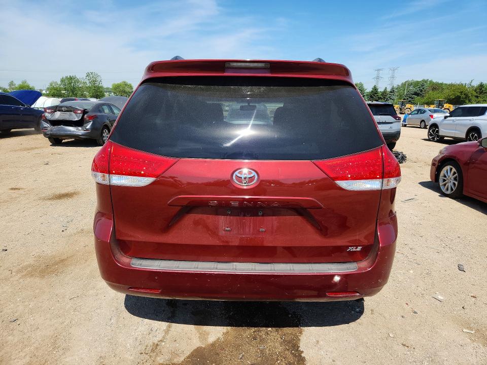 2014 Toyota VIN 5TDYK3DC6ES526494 COPART salvage auction — FRONT END, IL - SALVAGE CERTIFICATE, sold $1,550 on 2026-07-09 (photo 6)