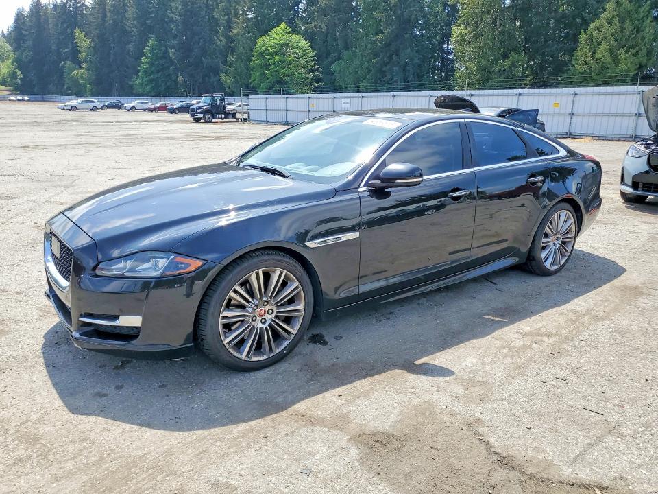 2016 Jaguar Xj VIN SAJWJ1CD7G8W00474 COPART salvage auction — MINOR DENT/SCRATCHES, Tx - Salvage Vehicle Title, sold $1,350 on 2026-07-27 (photo 1)