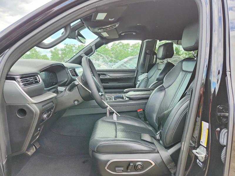 2023 Jeep Grand wagoneer VIN 1C4SJSBP3PS568270 COPART salvage auction — SIDE, Md - Cert Of Salvage > 75% Damage, sold $13,000 on 2026-07-30 (photo 7)