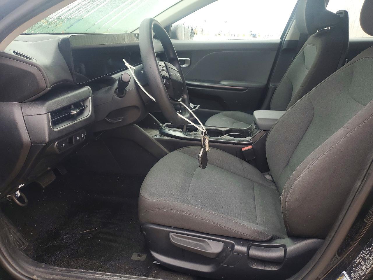 2025 Kia K4 VIN 3KPFT4DE1SE053542 COPART salvage auction — Water/Flood, TX - SALVAGE TITLE-FLOOD DAMAGE, sold $4,350 on 2026-07-09 (photo 7)