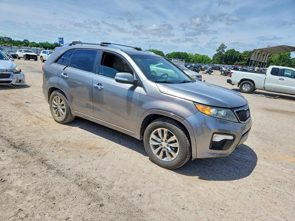 2012 Kia VIN 5XYKW4A26CG243325 COPART salvage auction — SIDE, Fl - Cert Of Title Slvg Rebuildable, sold $800 on 2026-07-02 (photo 4)