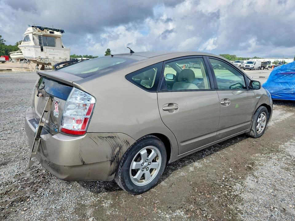 2006 Toyota Prius VIN JTDKB20UX63186154 COPART salvage auction — FRONT END, Nc - Salvage Certificate Of Title, sold $400 on 2026-07-06 (photo 3)
