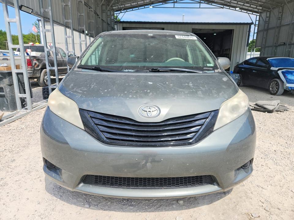 2014 Toyota VIN 5TDKK3DC6ES476766 COPART salvage auction — HAIL, Salvage Title, sold $150 on 2026-07-21 (photo 5)