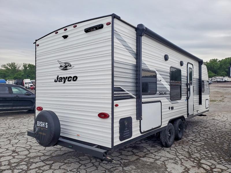2025 Jayco Jay flight VIN 1UJBC0BN1S1YV0869 COPART salvage auction — HAIL, KS - CERT OF TITLE-SALVAGE, sold $7,000 on 2026-08-11 (photo 4)
