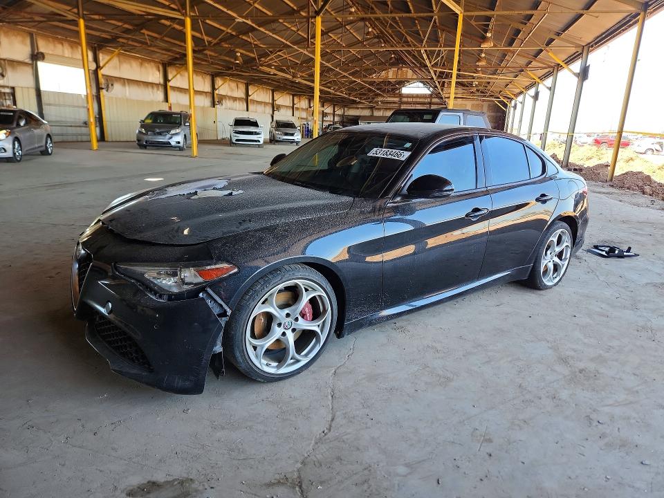 2019 Alfa romeo Giulia VIN ZARFAMBN2K7600882 COPART salvage auction — ENGINE BURN, Az - Cert Of Title- Non Repair, sold $3,550 on 2026-07-08 (photo 1)
