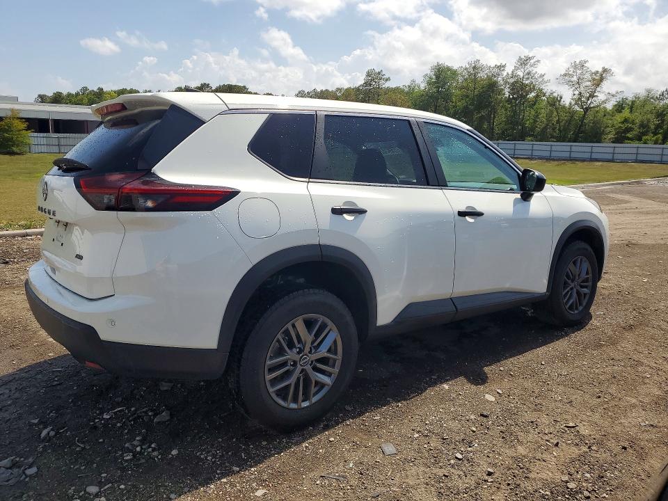 2024 Nissan Rogue sport VIN 5N1BT3AB0RC706524 COPART salvage auction — SIDE, KS - CERTIFICATE OF TITLE (P), sold $11,700 on 2026-07-15 (photo 3)