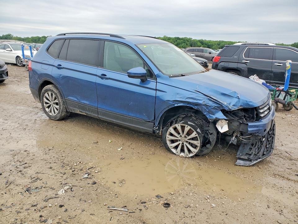 2018 Volkswagen Tiguan VIN 3VV1B7AX7JM108621 COPART salvage auction — MINOR DENT/SCRATCHES, Mo - Dealer Only Clean Title, sold $1,750 on 2026-07-09 (photo 4)