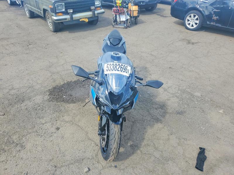 2025 Kawasaki Zx VIN JKBZXJJ15SA029500 COPART salvage auction — SIDE, Ct - Cert Of Title-Salvage, sold $6,300 on 2026-07-16 (photo 5)