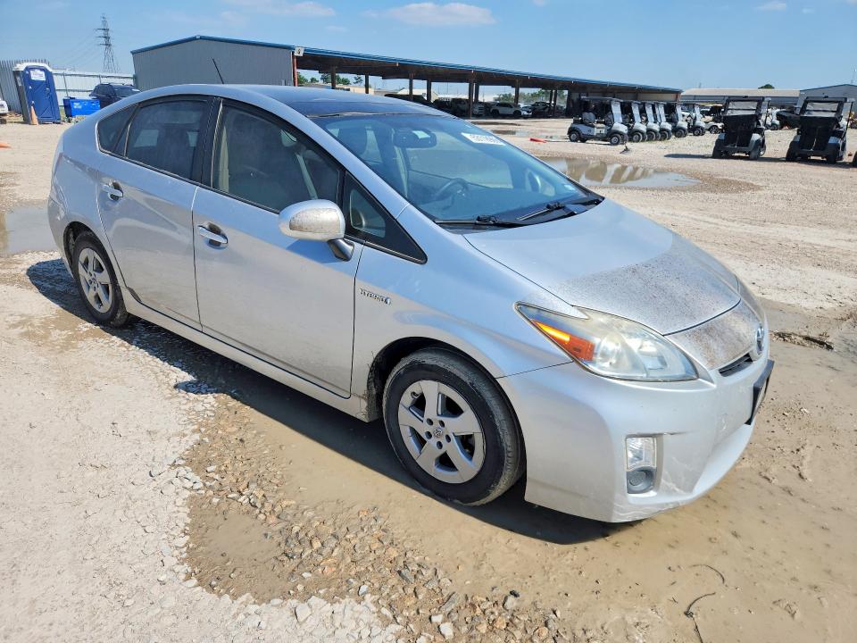 2010 Toyota Prius VIN JTDKN3DUXA0114632 COPART salvage auction — NORMAL WEAR, Tx - Certificate Of Title, sold $2,300 on 2026-07-31 (photo 4)
