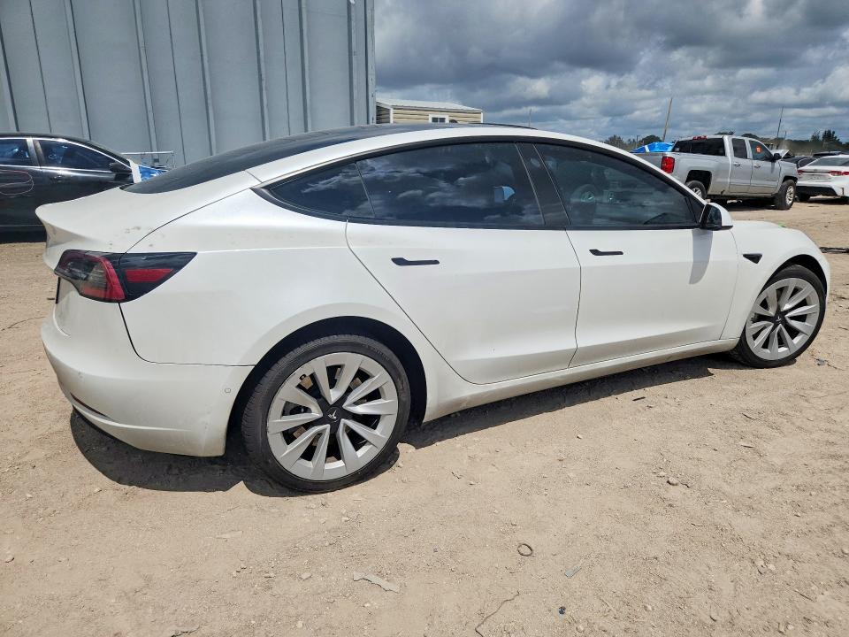 2021 Tesla Model 3 VIN 5YJ3E1EAXMF062227 COPART salvage auction — REAR END, Salvage Title, sold $3,000 on 2026-07-28 (photo 3)